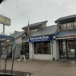Restaurants Rinconcito Paisa in Mid Island NY