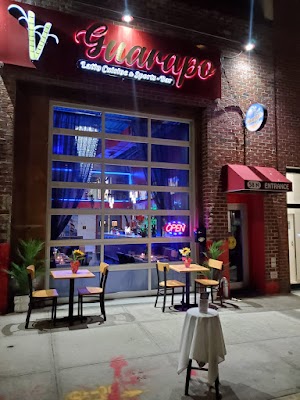 Guarapo restaurant sports bar