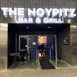 Restaurants The Noypitz Bar & Grill in Los Angeles CA