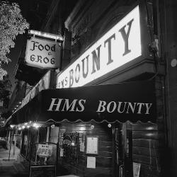 Restaurants HMS Bounty in Los Angeles CA